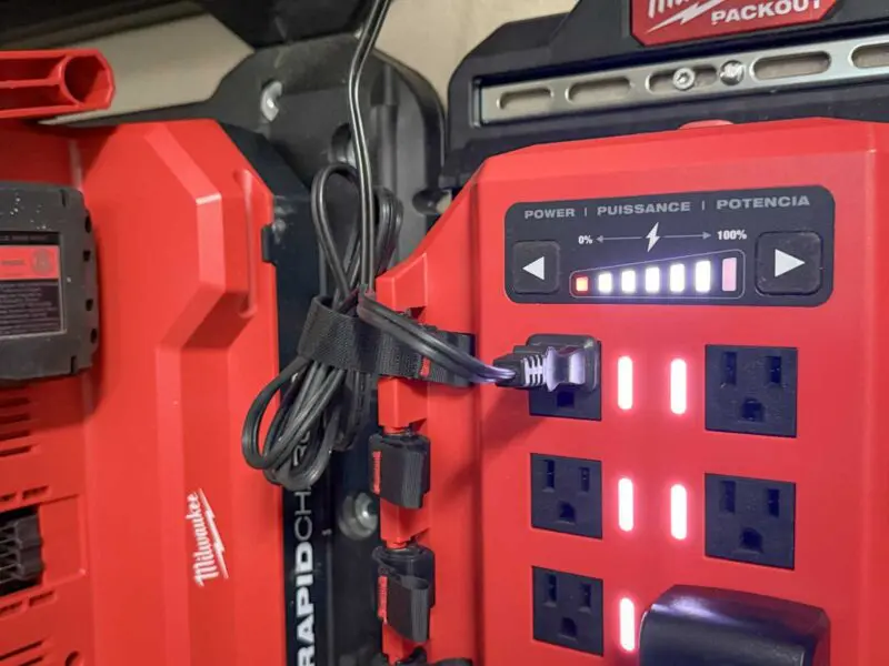 LED indicator plug LEDs